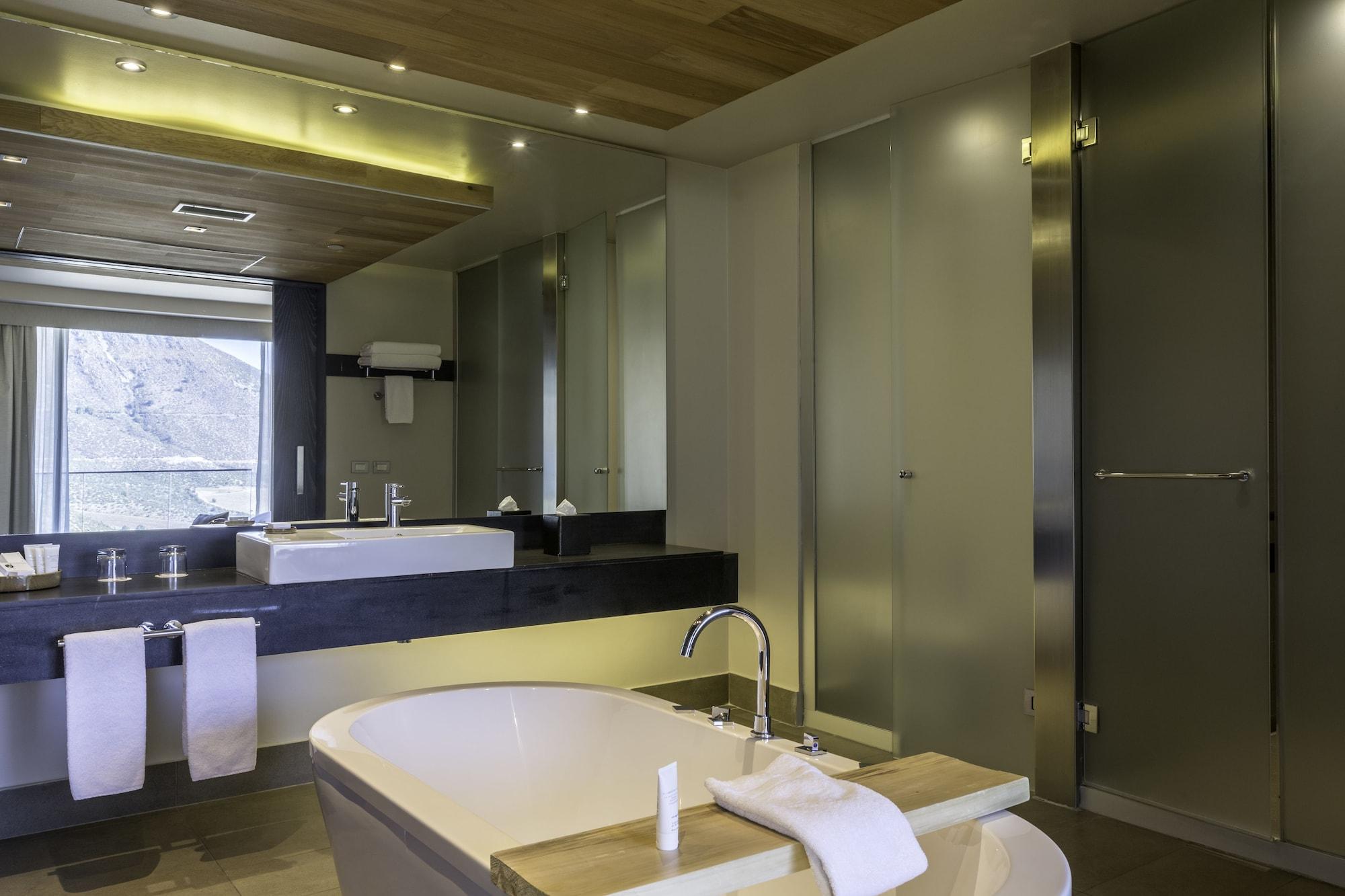Enjoy Santiago Hotel Catemu Exterior photo